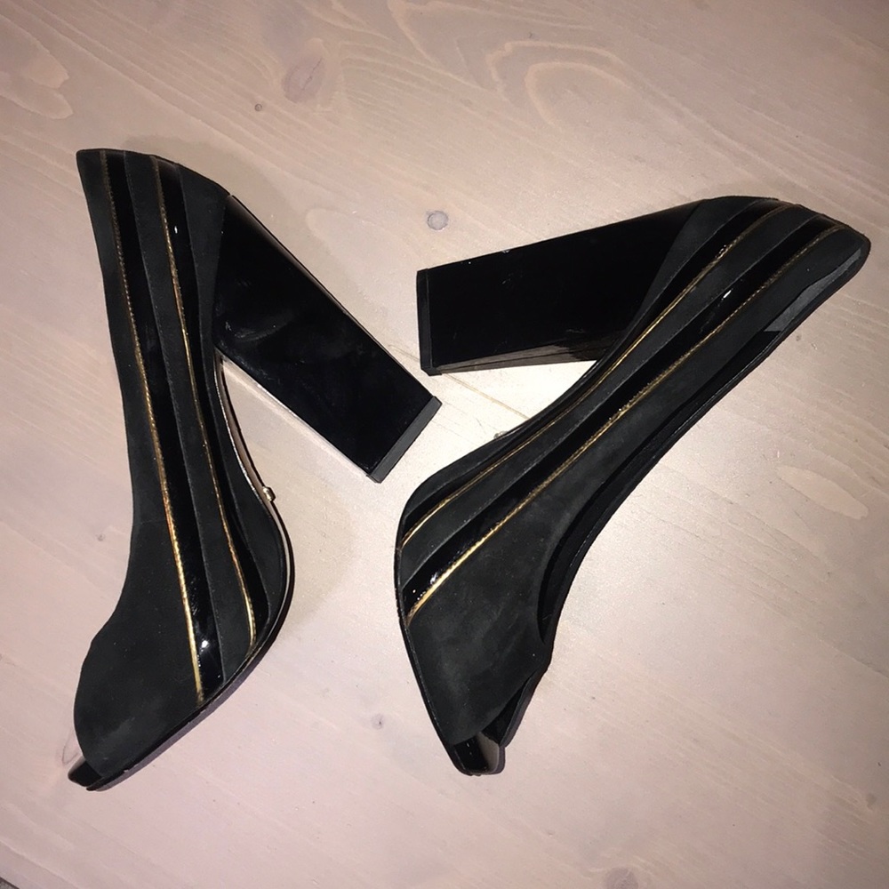 Schultz peep toe pumps